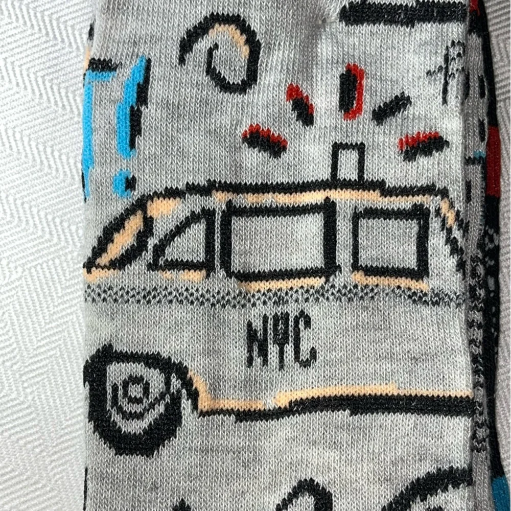 Friends Socks 2 Pair and Friends Trivia‎ Card Game New in Packages